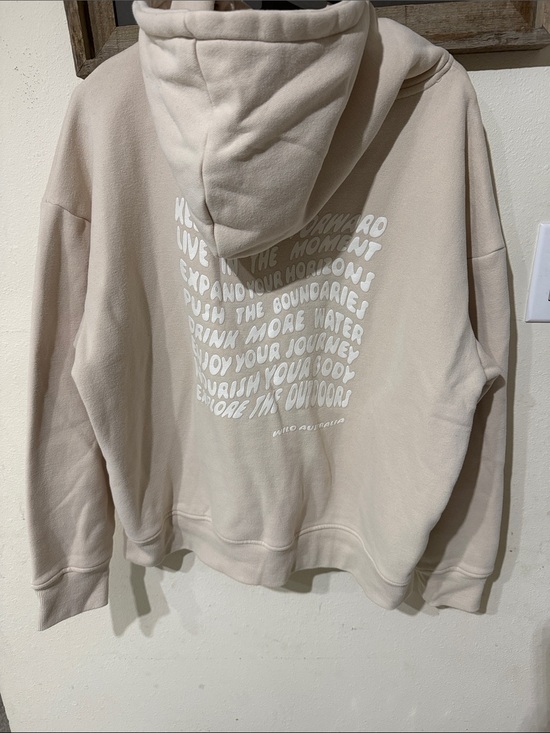 Wilo The Label Tops - Wilo the Label Allsport Outdoors Inspirational Cream Graphic Oversized Hoodie